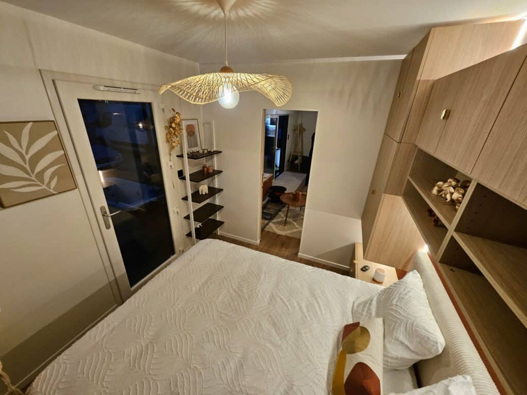Chambre d'une extension de maison Atlas lodges.