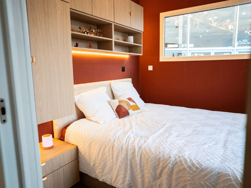 Chambre d'un studio de jardin clé en main Atlas lodges.